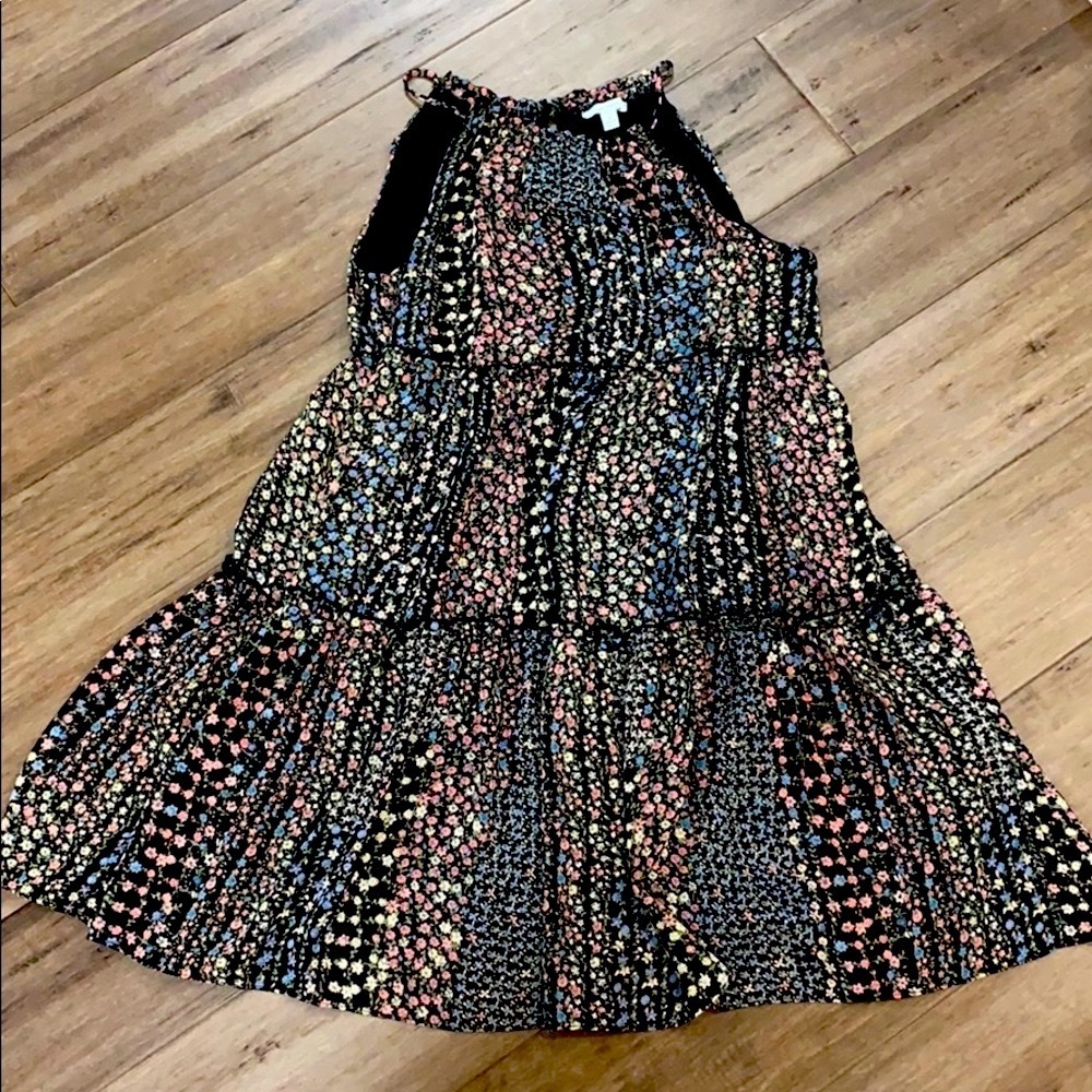 5 for $25 Soprano‎ junior dress floral tiered